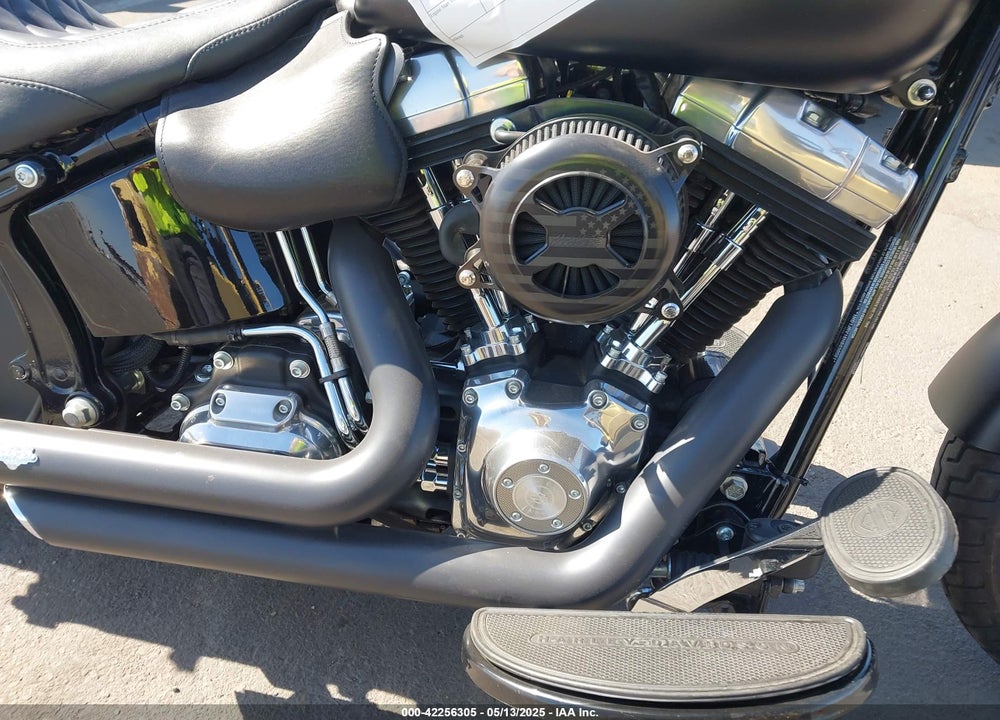 2017 HARLEY-DAVIDSON FLS SOFTAIL SLIM VIN: 1HD1JRV18HB030501
