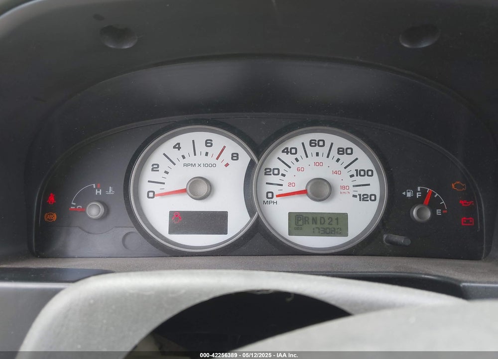 2005 FORD ESCAPE XLT VIN: 1FMYU93125KB21037