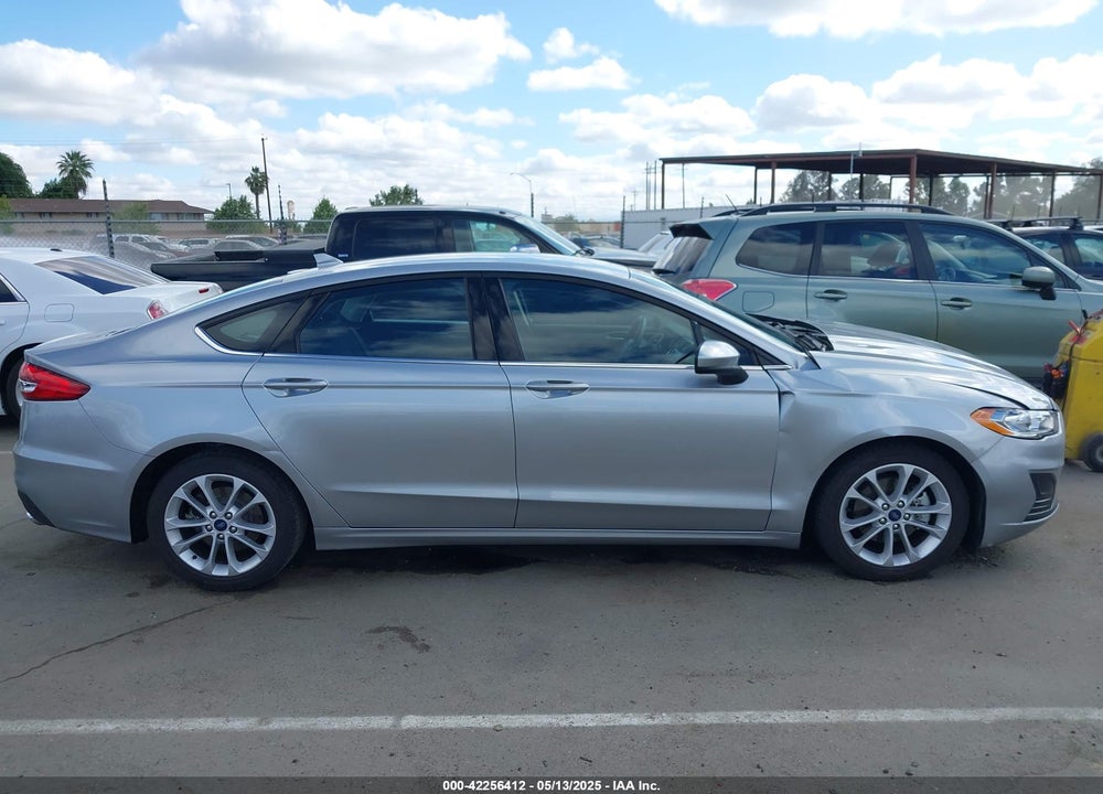 2020 FORD FUSION VIN: 3FA6P0HDXLR221578