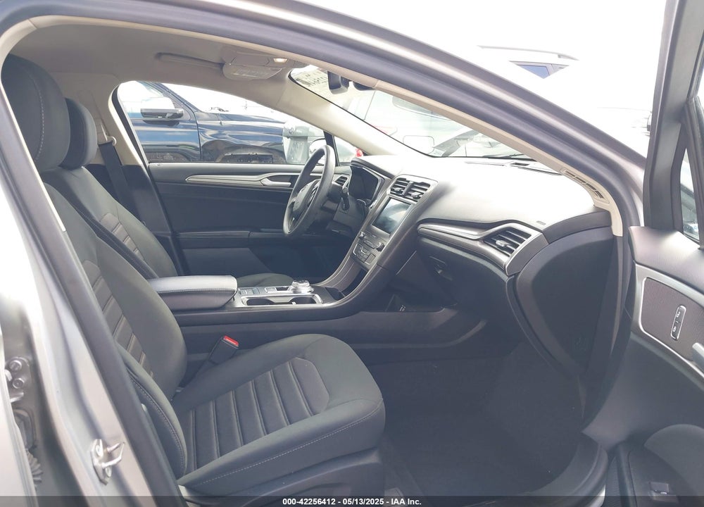 2020 FORD FUSION VIN: 3FA6P0HDXLR221578