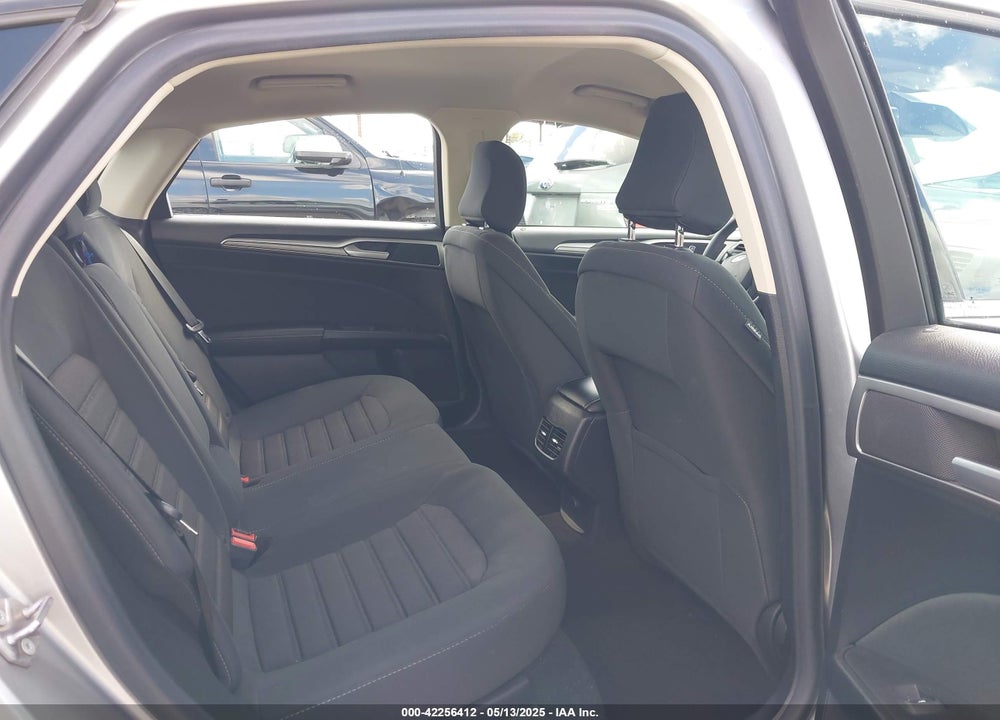 2020 FORD FUSION VIN: 3FA6P0HDXLR221578