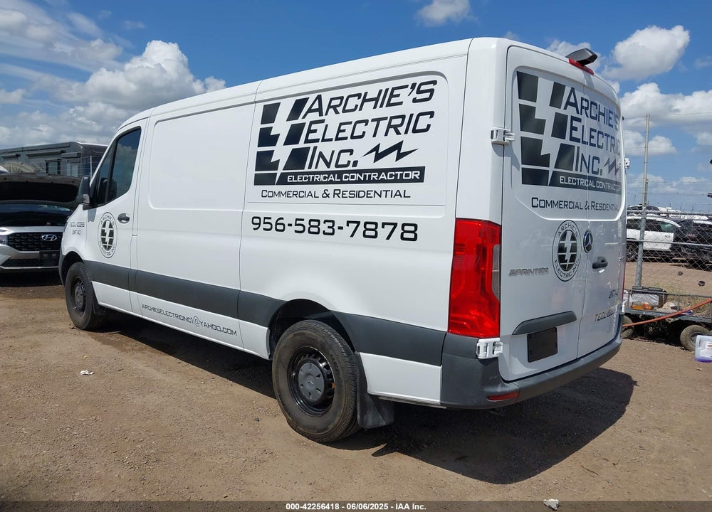 2023 MERCEDES-BENZ SPRINTER 2500 STANDARD ROOF 4-CYL GAS VIN: W1Y40BHY1PT150856