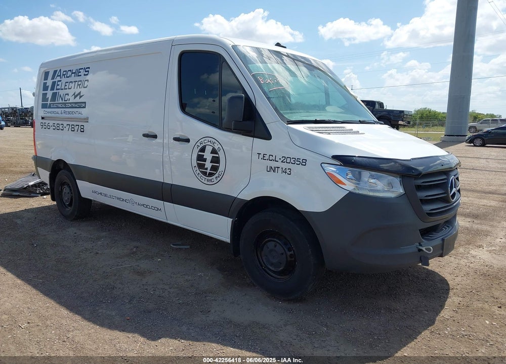 2023 MERCEDES-BENZ SPRINTER 2500 STANDARD ROOF 4-CYL GAS VIN: W1Y40BHY1PT150856