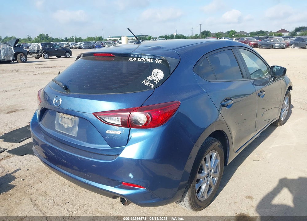 2018 MAZDA 3 SPORT VIN: 3MZBN1K73JM235739