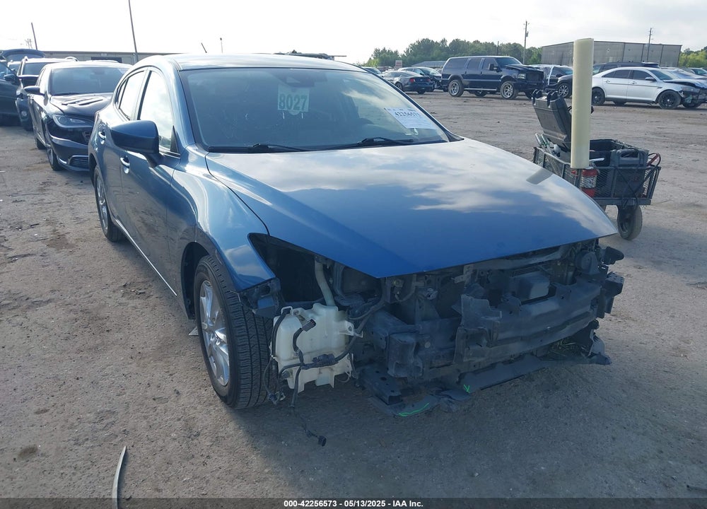 2018 MAZDA 3 SPORT VIN: 3MZBN1K73JM235739