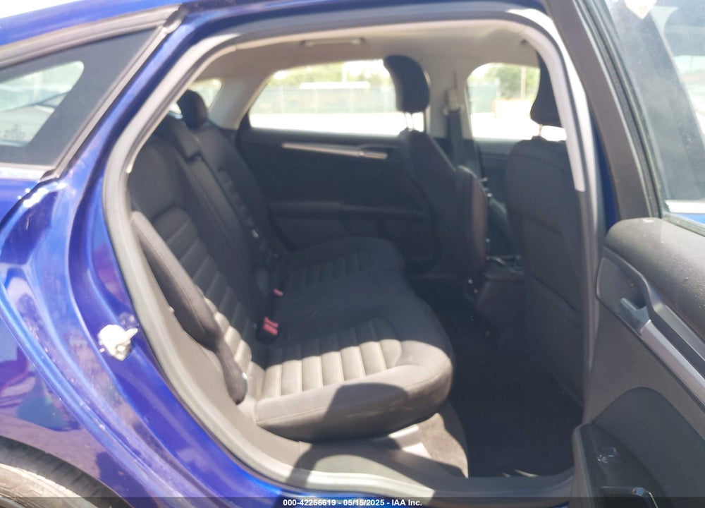 2015 FORD FUSION VIN: 1FA6P0H70F5115772