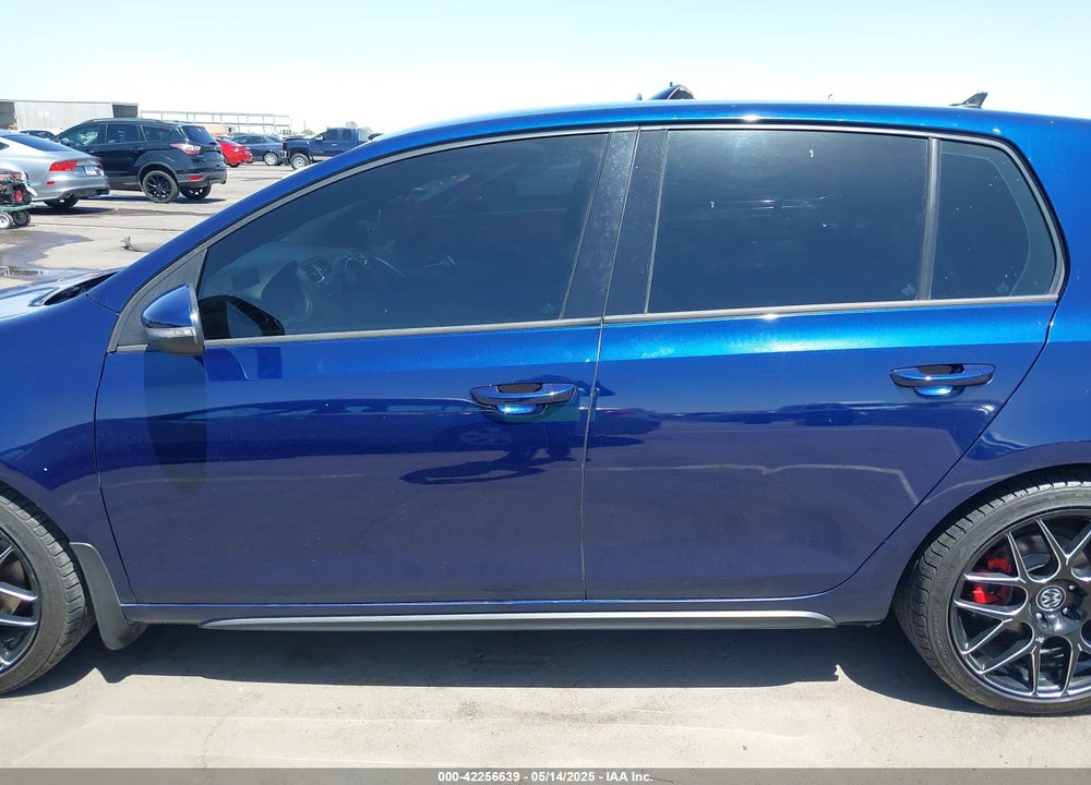2011 VOLKSWAGEN GTI 4-DOOR VIN: WVWGV7AJ7BW208893