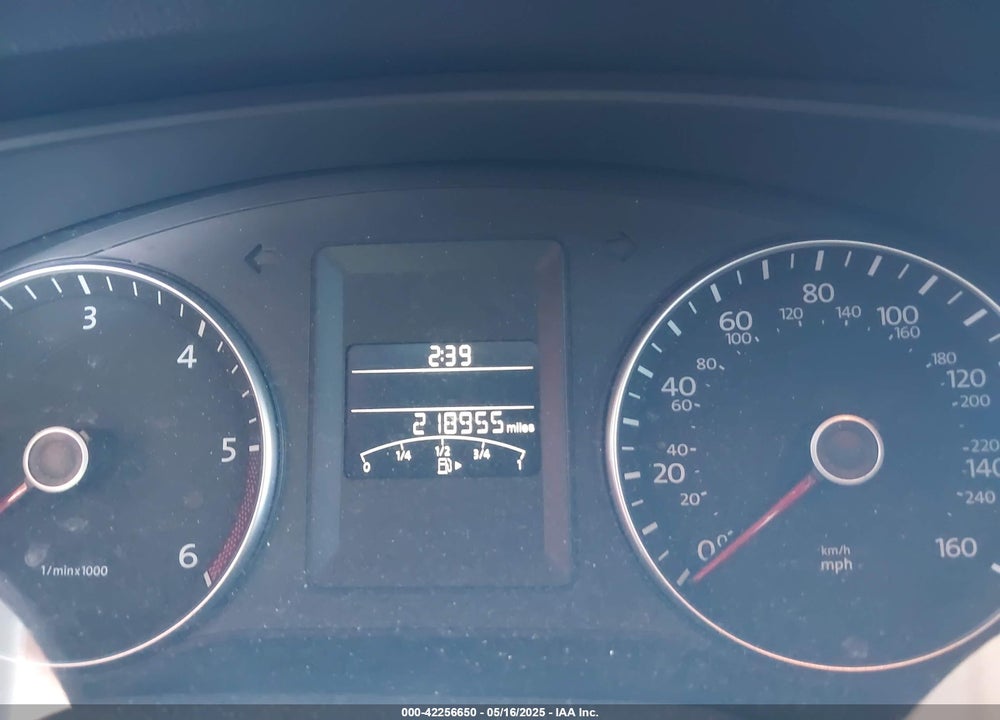 2014 VOLKSWAGEN JETTA 2.0L TDI VIN: 3VWLL7AJ1EM228062