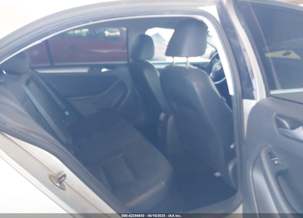 2014 VOLKSWAGEN JETTA 2.0L TDI VIN: 3VWLL7AJ1EM228062