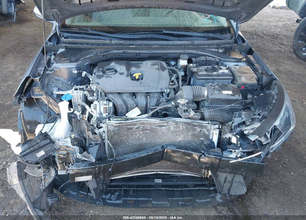 2019 HYUNDAI ELANTRA VIN: 5NPD74LF6KH422039
