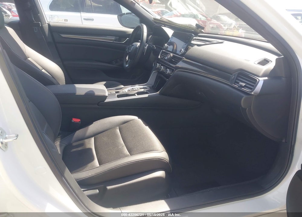 2022 HONDA ACCORD VIN: 1HGCV3F21NA047677