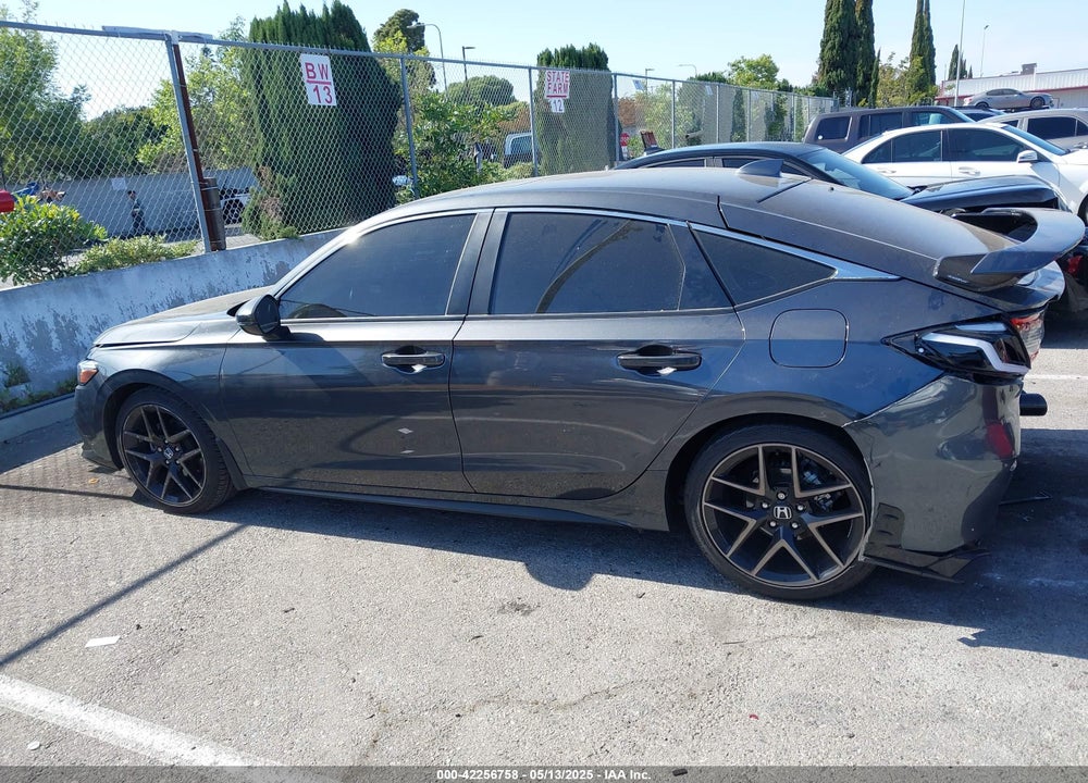 2024 HONDA CIVIC VIN: 19XFL1H85RE010495