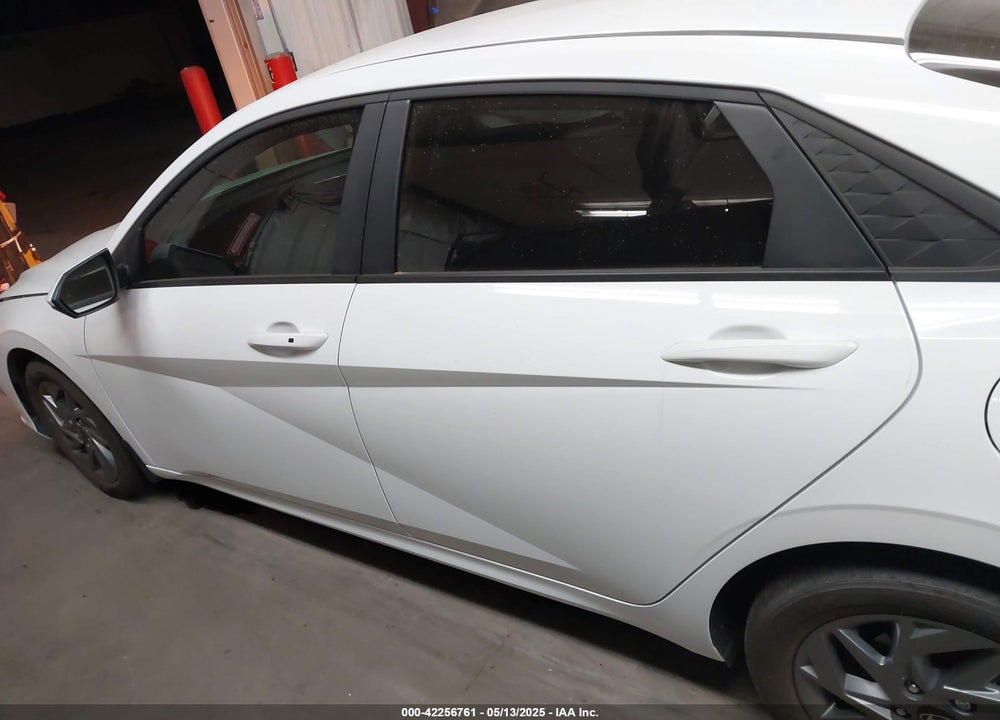 2024 HYUNDAI ELANTRA SEL VIN: KMHLM4DG6RU803946