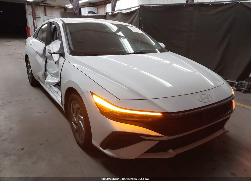 2024 HYUNDAI ELANTRA SEL VIN: KMHLM4DG6RU803946