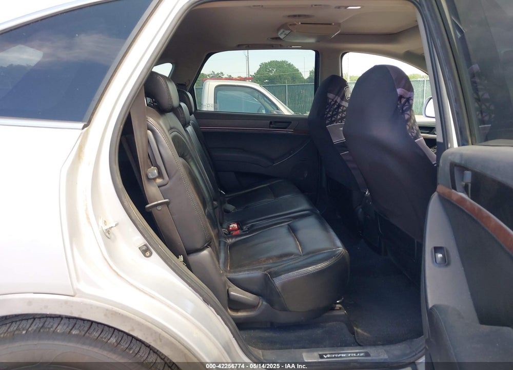 2008 HYUNDAI VERACRUZ VIN: KM8NU13CX8U042567