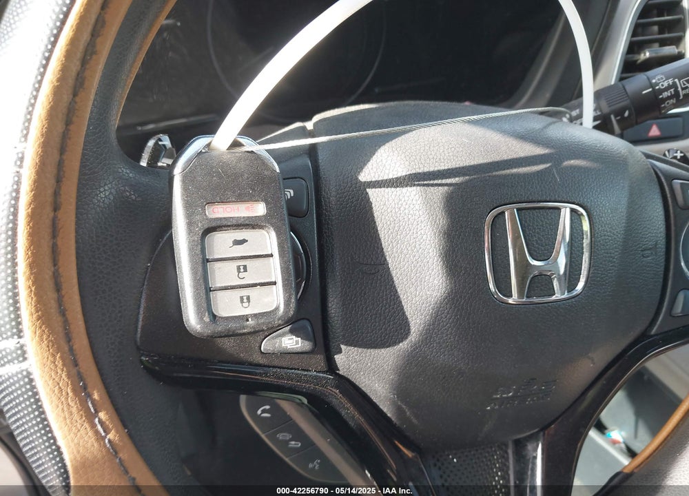 2019 HONDA HR-V VIN: 3CZRU6H53KM733846