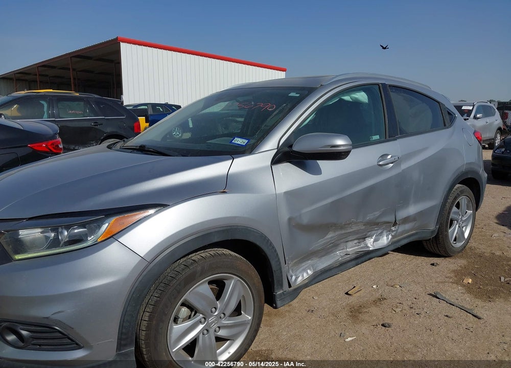 2019 HONDA HR-V VIN: 3CZRU6H53KM733846