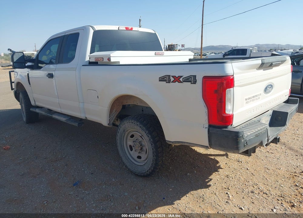 2017 FORD F-250 XL VIN: 1FT7X2B67HEB92247