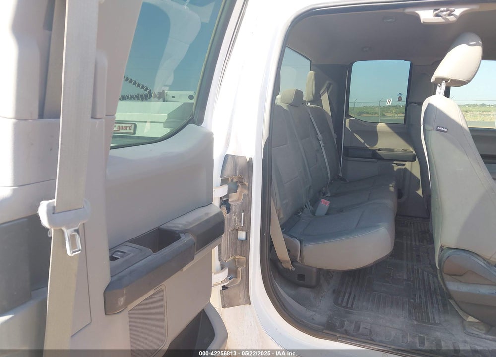 2017 FORD F-250 XL VIN: 1FT7X2B67HEB92247