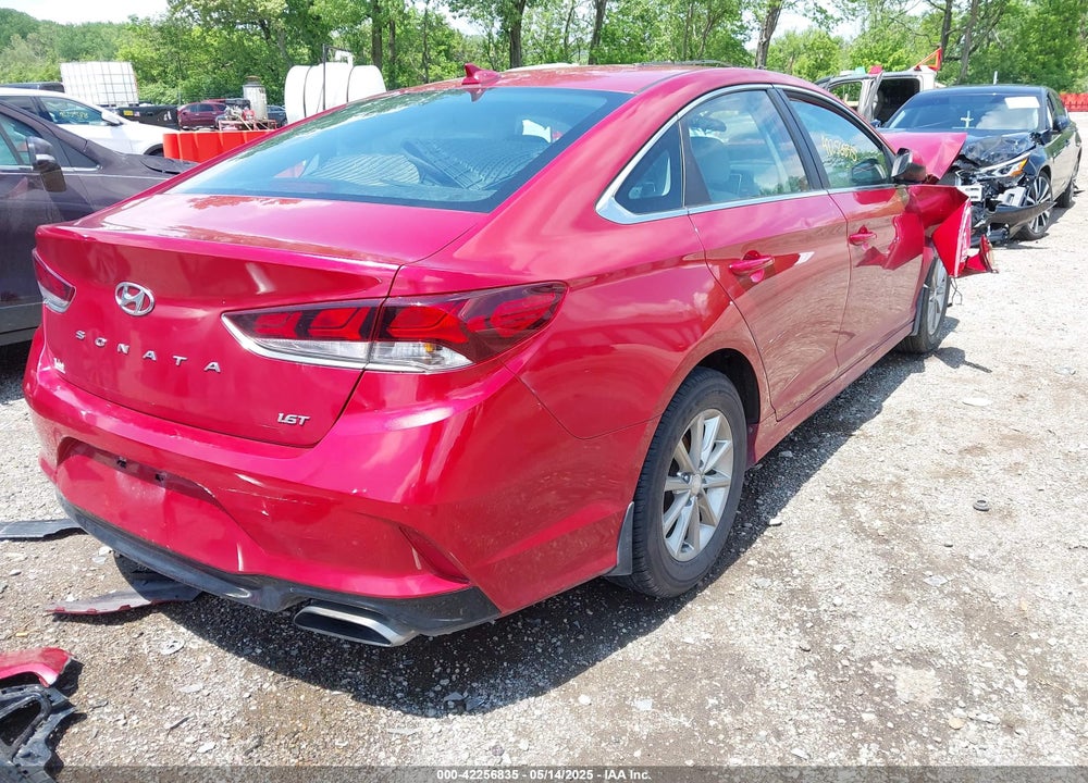 2018 HYUNDAI SONATA VIN: 5NPE24AA4JH711655