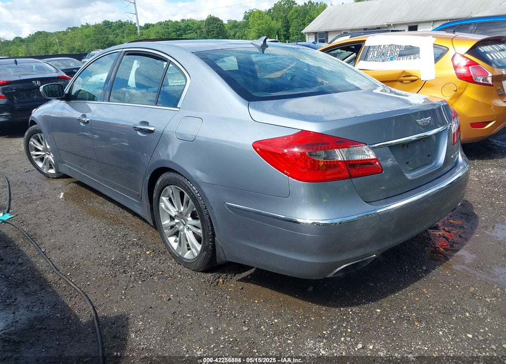 2014 HYUNDAI GENESIS VIN: KMHGC4DD0EU260386