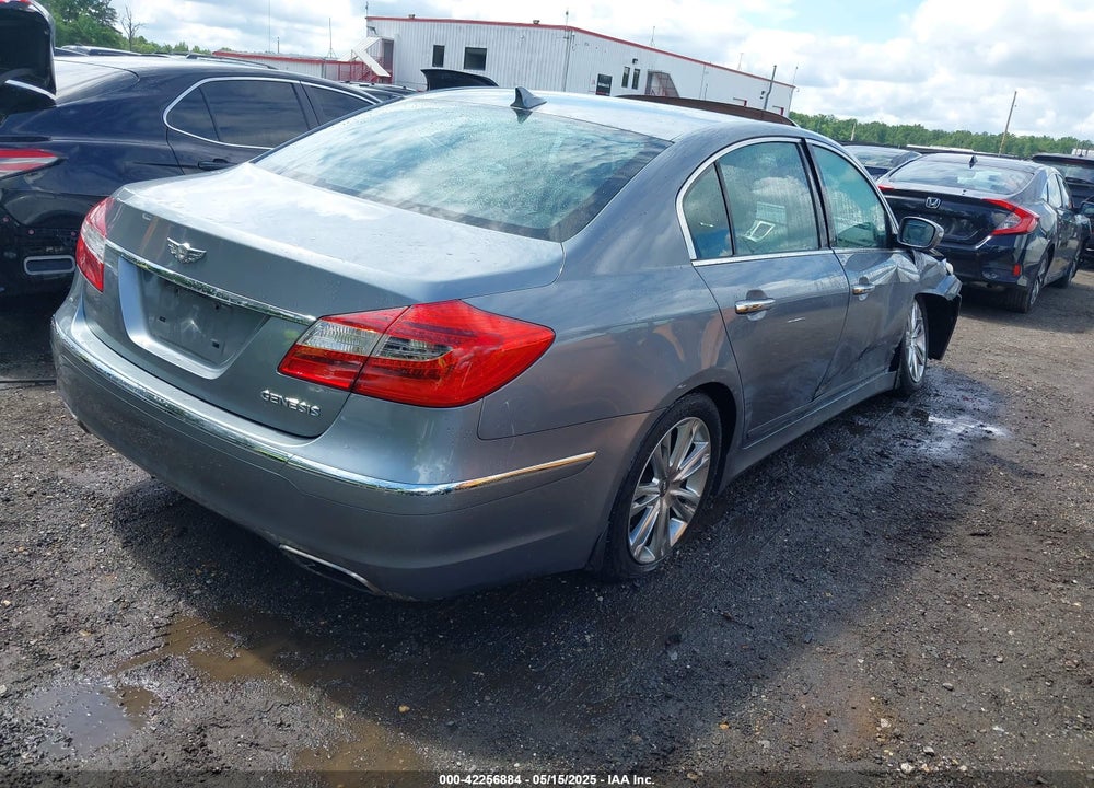 2014 HYUNDAI GENESIS VIN: KMHGC4DD0EU260386