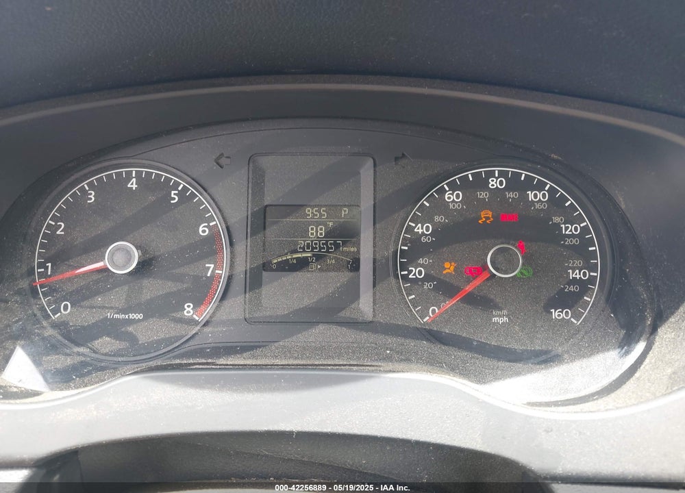 2011 VOLKSWAGEN JETTA VIN: 3VWDX7AJ4BM330203