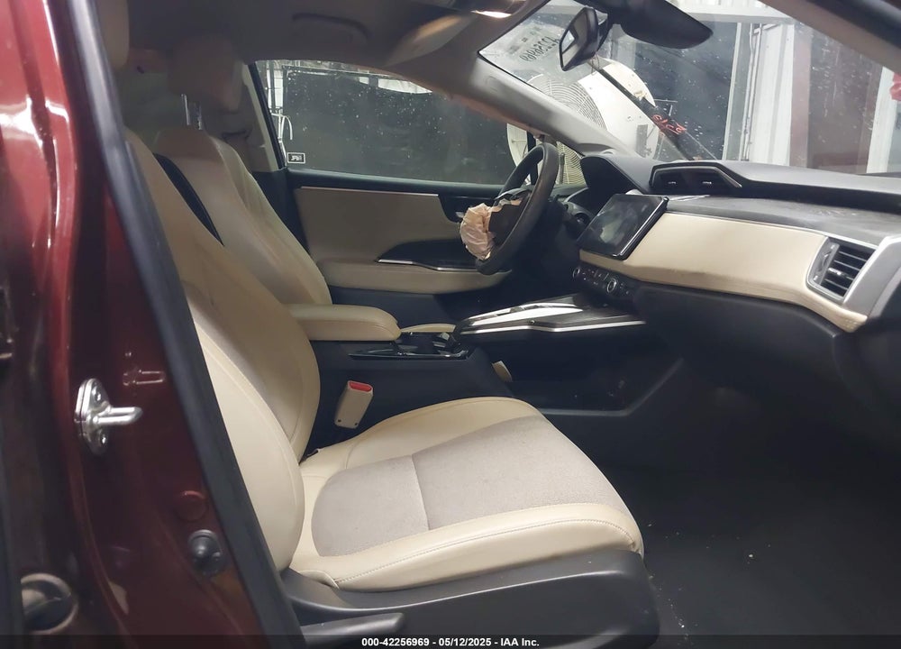 2018 HONDA CLARITY PLUG-IN HYBRID VIN: JHMZC5F17JC003813