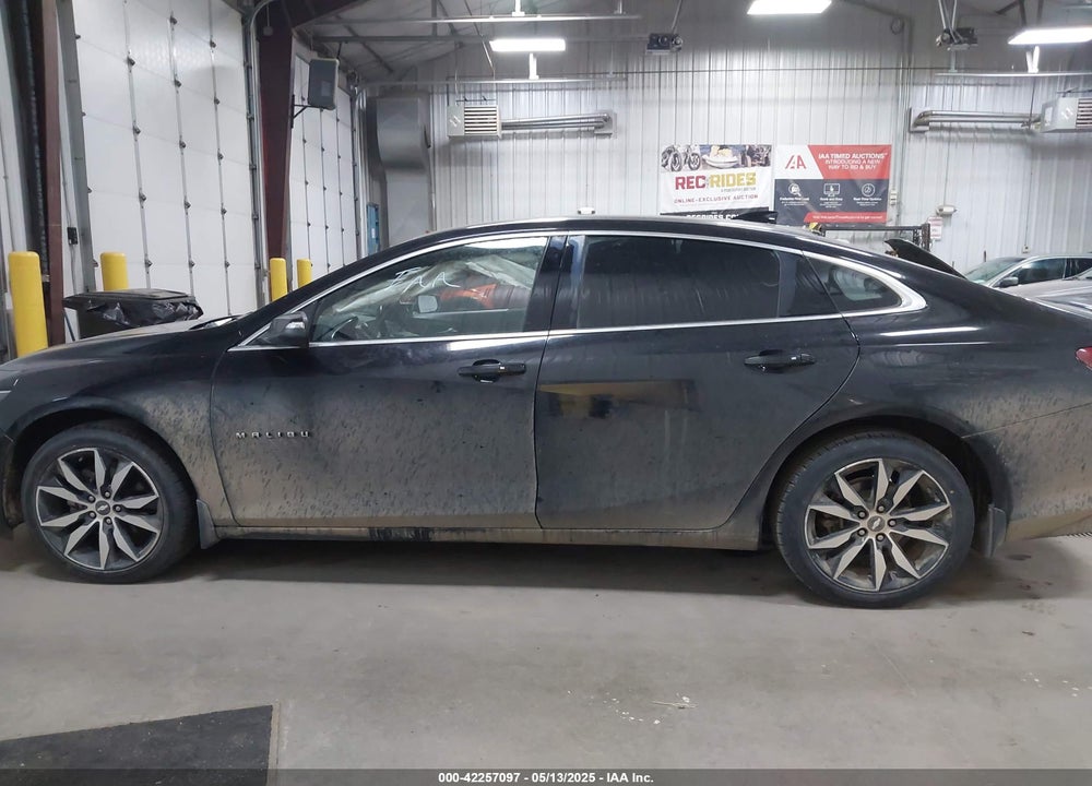 2018 CHEVROLET MALIBU LT VIN: 1G1ZD5ST2JF105386