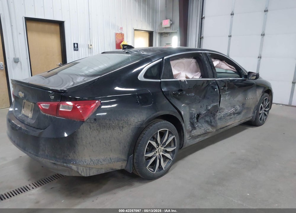 2018 CHEVROLET MALIBU LT VIN: 1G1ZD5ST2JF105386