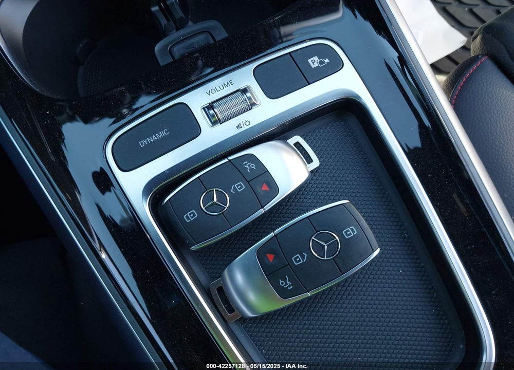2024 MERCEDES-BENZ GLB VIN: W1N4M4GB8RW375772