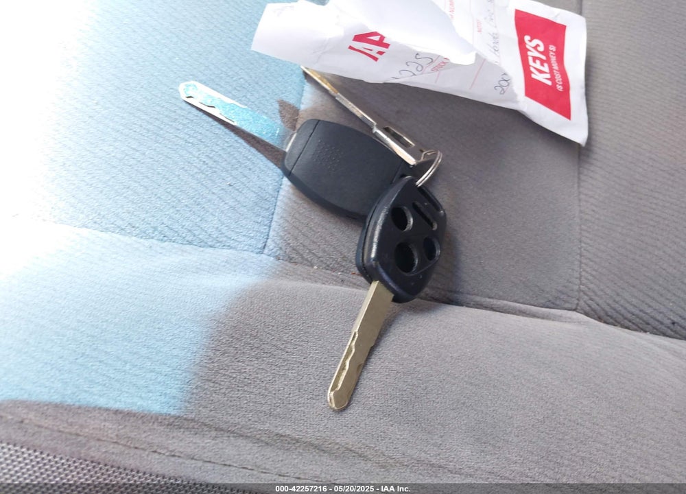 2008 HONDA CIVIC VIN: 2HGFA16808H500100