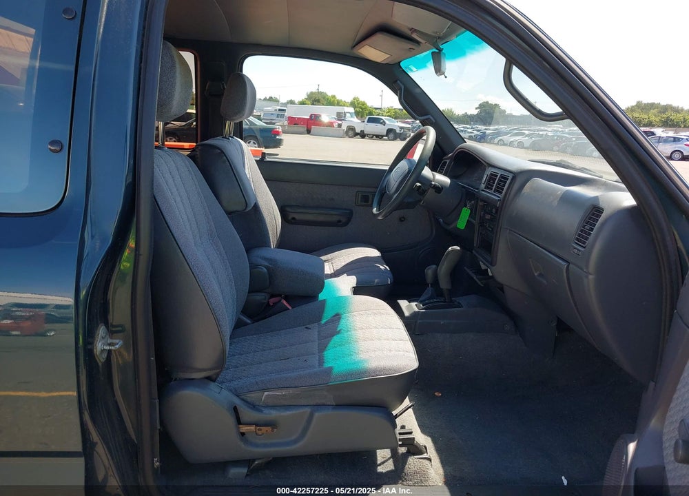1996 TOYOTA TACOMA XTRACAB VIN: 4TAWN72N2TZ189792