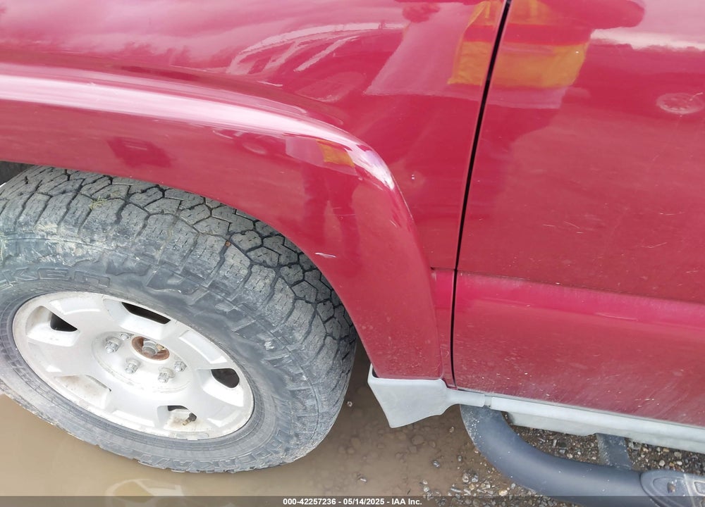 2005 CHEVROLET TAHOE Z71 VIN: 1GNEK13T05R150566