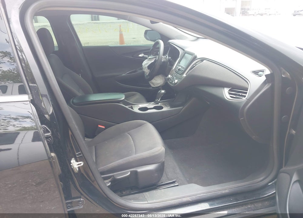 2018 CHEVROLET MALIBU VIN: 1G1ZB5ST9JF111658