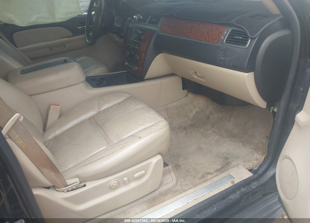 2007 CHEVROLET TAHOE VIN: 1GNFK13097R132998
