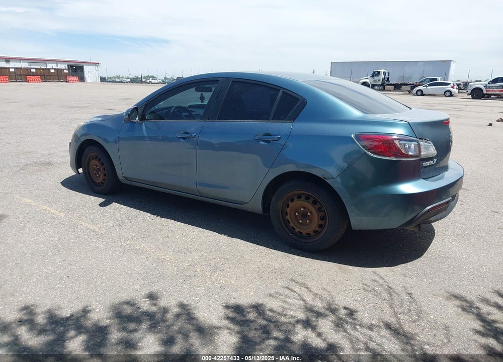 2011 MAZDA MAZDA3 VIN: JM1BL1UF4B1356078