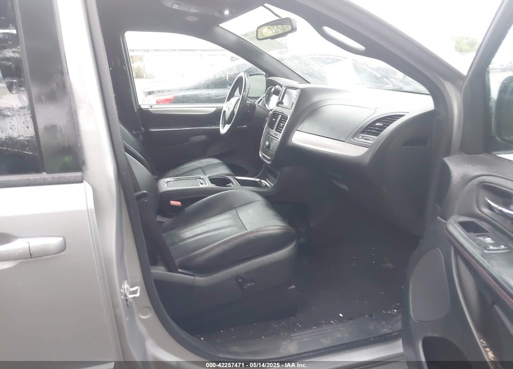 2017 DODGE GRAND CARAVAN VIN: 2C4RDGEG9HR671789