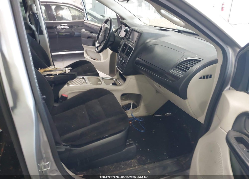 2016 DODGE GRAND CARAVAN SXT VIN: 2C4RDGCG8GR355740