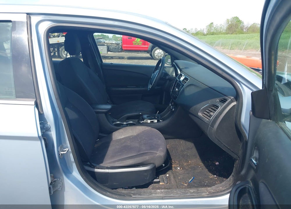 2013 CHRYSLER 200 VIN: 1C3CCBBB9DN500847