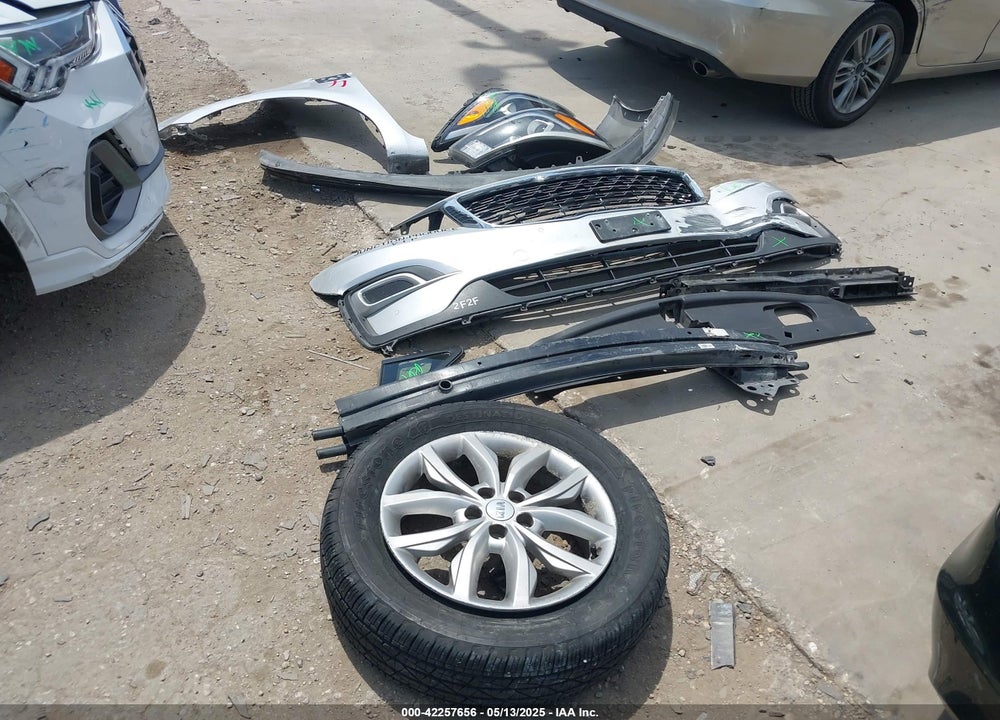 2019 KIA SEDONA EX VIN: KNDMB5C14K6502846