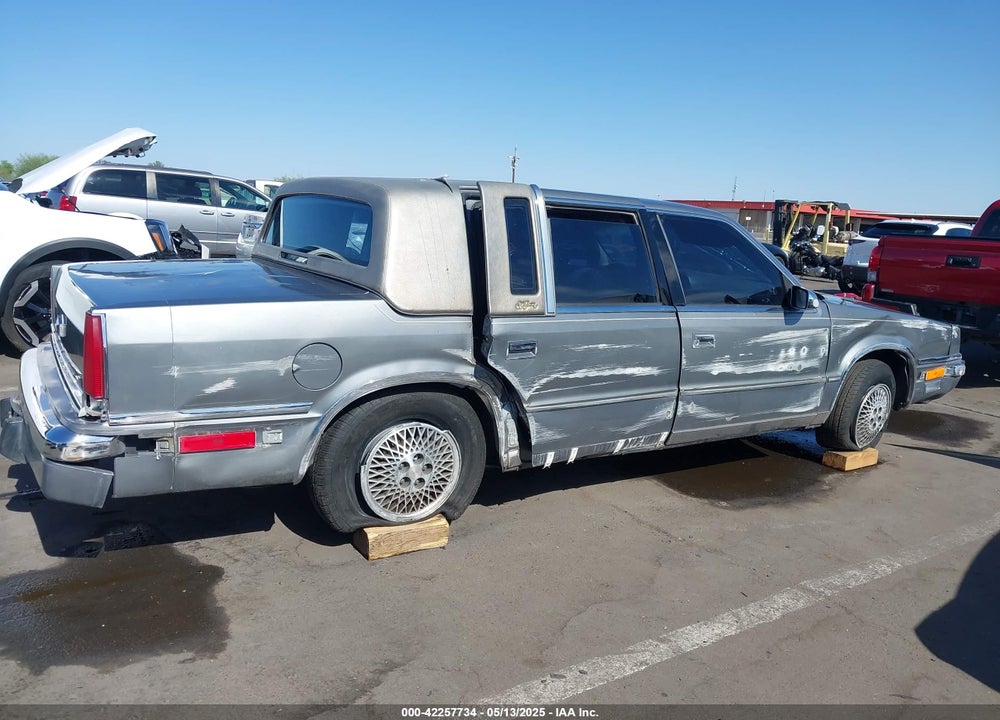 1991 CHRYSLER NEW YORKER FIFTH AVENUE VIN: 1C3XY66R2MD228813