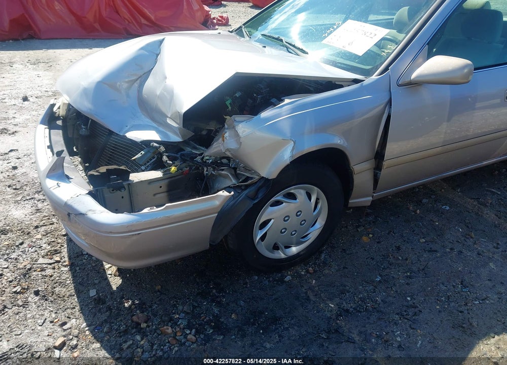 2001 TOYOTA CAMRY VIN: 4T1BG22K01U053432