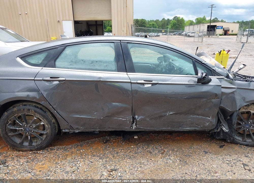 2019 FORD FUSION VIN: 3FA6P0HD1KR285572