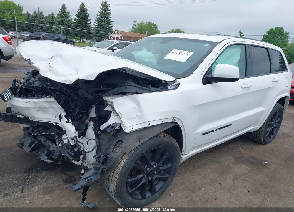 2018 JEEP GRAND CHEROKEE VIN: 1C4RJFAG1JC202820