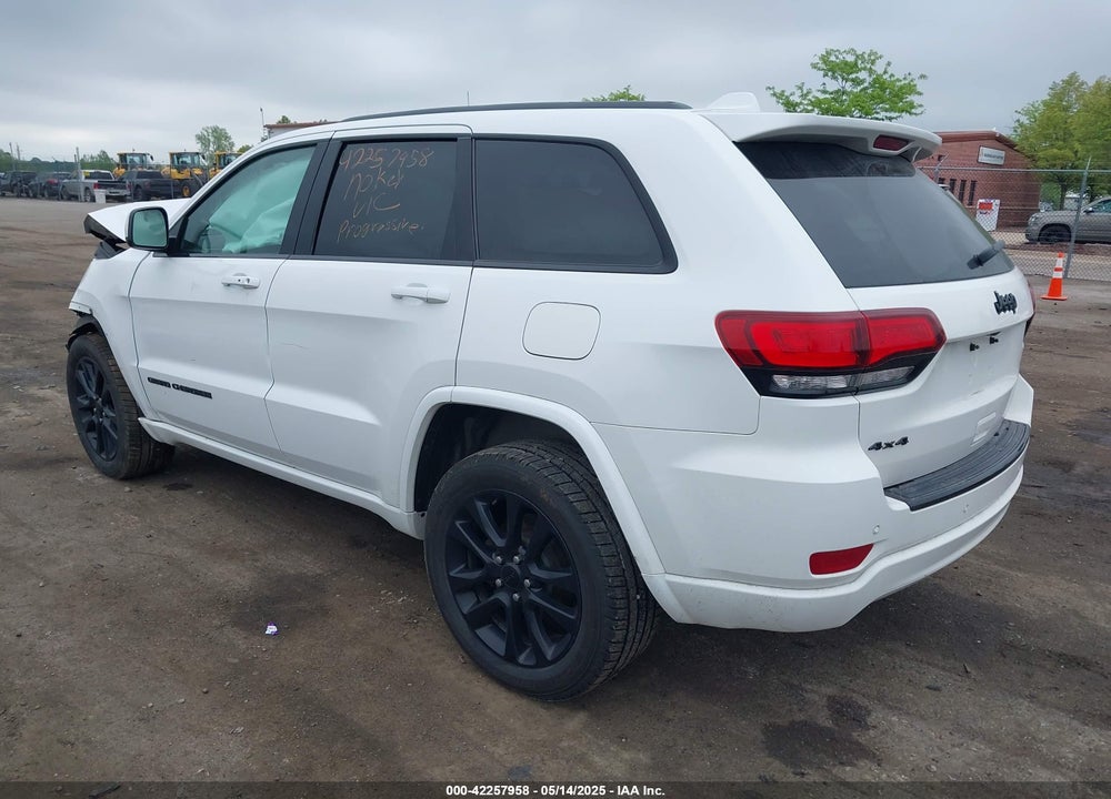 2018 JEEP GRAND CHEROKEE VIN: 1C4RJFAG1JC202820
