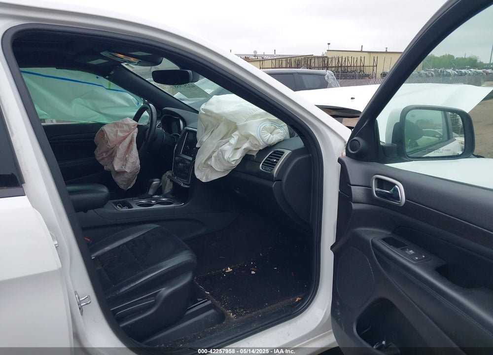 2018 JEEP GRAND CHEROKEE VIN: 1C4RJFAG1JC202820