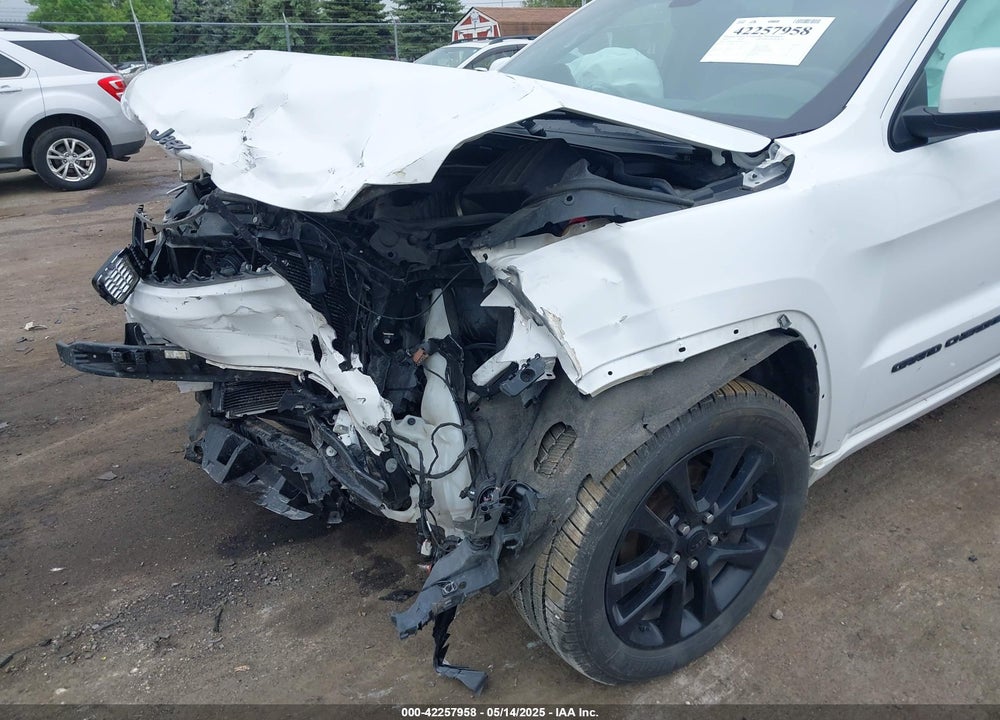 2018 JEEP GRAND CHEROKEE VIN: 1C4RJFAG1JC202820