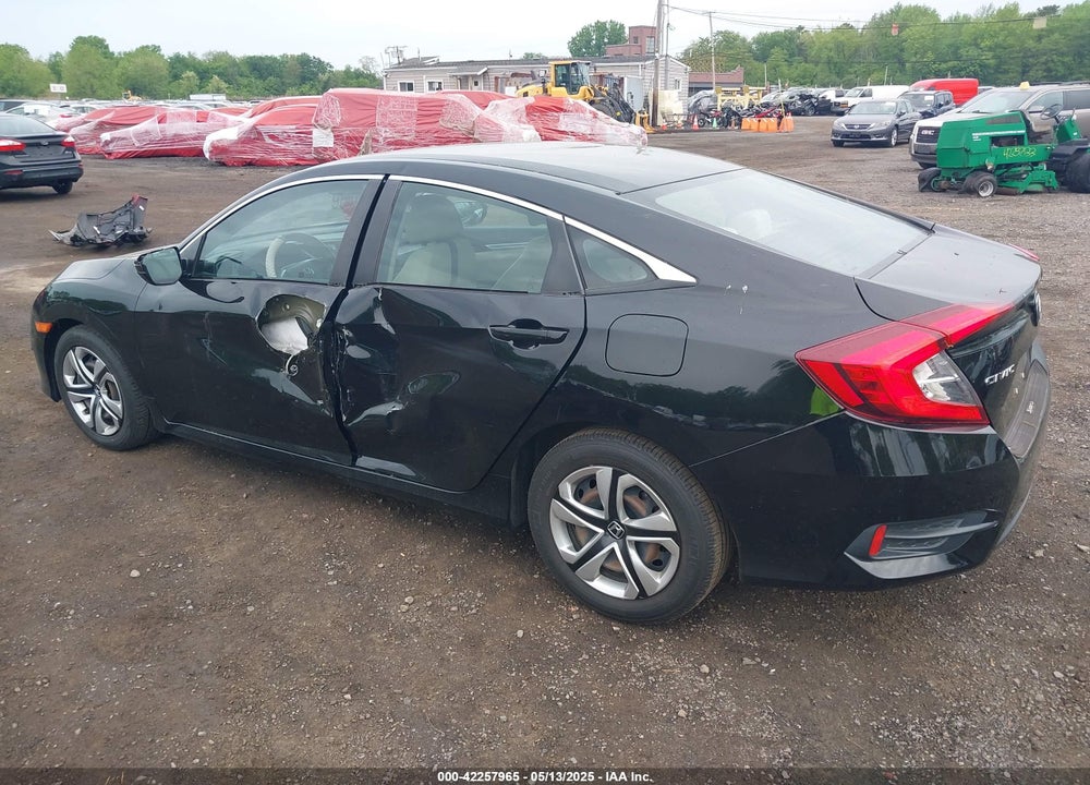 2018 HONDA CIVIC VIN: 2HGFC2F55JH513226