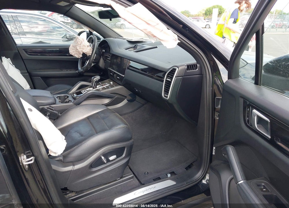 2020 PORSCHE CAYENNE VIN: WP1AA2AY7LDA01031